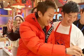 陈赫火锅店出意外，天花板掉落砸伤顾客，开口就要30万赔偿图片