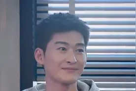 霸总还没演够？张翰临场变卦刁难职场菜鸟，岳云鹏都想喊快跑图片