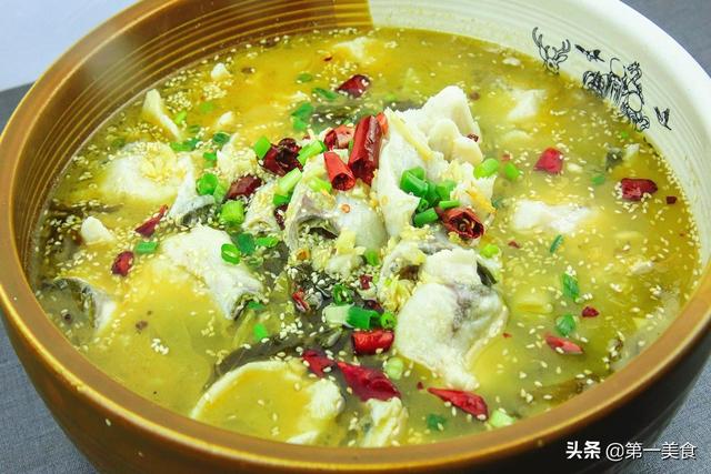 酸菜鱼片汤的做法步骤（厨师长教你在家做正宗酸菜鱼）