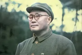 刘伯承元帅去世，85岁的老战友徐向前写首七律悼亡诗，令人动容图片