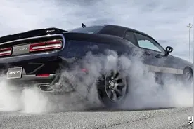 自动挡怎么弹射起步，自动挡弹射起步技巧图片