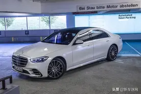 奔驰推出真正的自动泊车系统，全新奔驰S级率先配备AVP技术图片