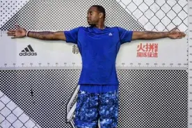 看了麦迪的天赋 你才懂何为天赋异禀！扣篮能超框 大手媲美乔丹图片