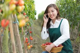 儿媳住老房，却让婆婆搬进新房，59岁的阿姨:原因让我很感动图片