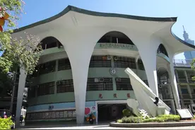 台北一小学急拆蒋介石铜像，游淑慧：“促转会”造成校园不安图片