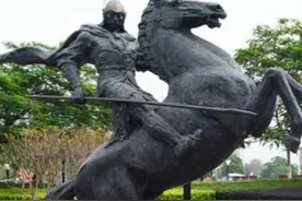 邀友坐当垆，推杯夜秉烛（五律二首）图片