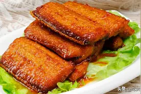 中秋炸鱼时，到底用面粉还是淀粉？大厨教你正确做法，鱼又香又酥图片