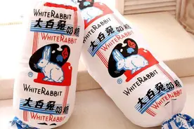 大白兔奶糖图片
