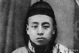 周恩来不同时期的珍贵照片精选——一位从小帅到老的伟人图片