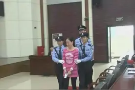趁夫熟睡石头砸杀，儿子称父亲酒后会打母亲图片