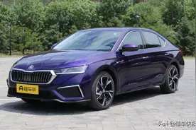 德系选手，新老对决，全新斯柯达明锐PRO对比大众速腾图片