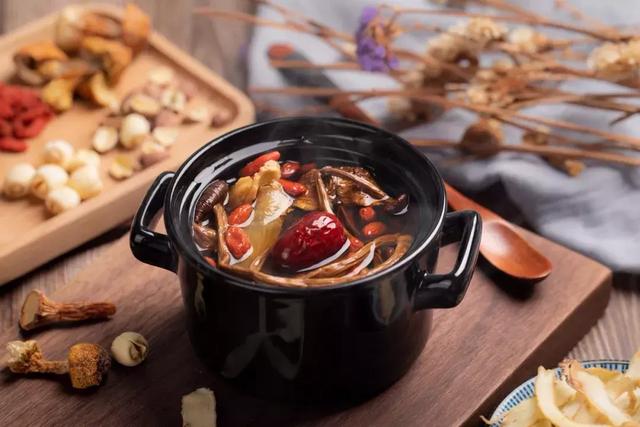 花胶鸡参汤 2026年花胶鸡人参汤 花胶鸡参汤 2026年花胶鸡人参汤