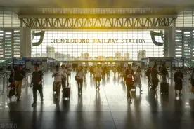 为何四川人那么喜欢广西北海？火车朝发夕至，小酒馆与大海的距离图片