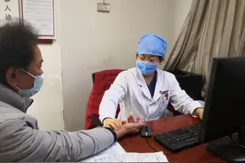 肛肠科女医生参加全球数学竞赛的背后图片