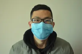 出门戴口罩，眼镜老是起雾怎么办？一个简单的方法，眼镜不再起雾图片