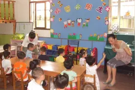 幼儿园被称为“小型社会”，想要吃得开，能力培养是关键图片