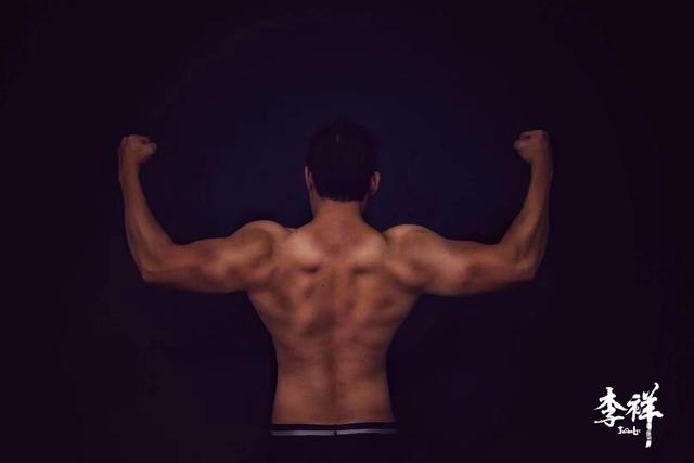 一文带你彻底了解健身补剂谷氨酰胺-哪些人值得购买？