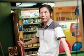 消失的“打工皇帝”，接连服务三个首富，有人曾花10个亿挖他图片