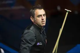 世界台联点赞丁俊晖！超分球主动承认犯规，奥沙利文讲究礼尚往来图片