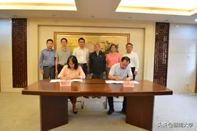 党建帮扶促发展，暨南大学与私立华联学院签订党建对口帮扶协议书图片