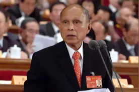 青霉素曾是美国“黄金”？让霍英东冒生命危险，为国带货？图片