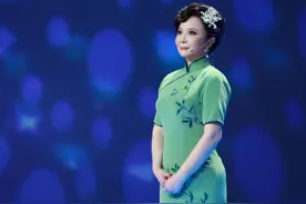 58岁蔡明深藏不露？隐藏33年的神秘儿子，竟是大家的老熟人图片