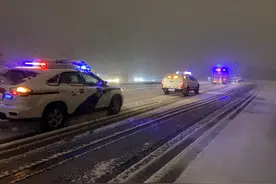 感谢有你，彻夜融雪除冰！8时55分，河南全省高速公路恢复正常通行图片