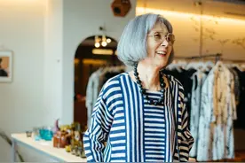 80岁老奶奶的优雅穿搭走红朋友圈：老了之后，我也想这么美图片