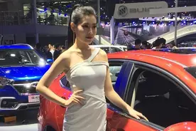 车展模特喜欢吗图片