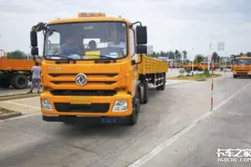 别再说牵引车属于大型货车！定义有变化，B2驾照真不能开图片