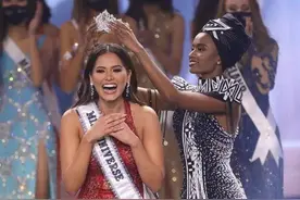 环球小姐冠军，我的天她26岁，还是一位软件工程师，怎么做到的？图片