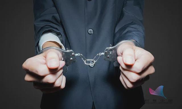 住酒店时，如何判断房间里有没有针孔摄像头？方法来了…