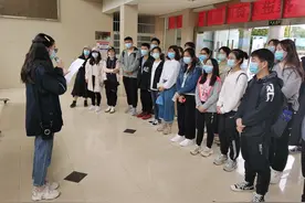 污水变“清水”工艺真神奇！中南财大学生团走进三金潭污水处理厂图片