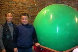 陕西男子挖出重6吨夜明珠，专家估值26亿，如今变成“路灯”图片