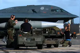 糟糕，上古的黑科技失传了，美国B-2隐身轰炸机绝密图纸丢失图片