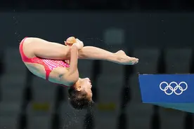 五跳三个满分！中国14岁黑马一战封神，从农家走出来的奥运冠军，最大梦想是帮妈妈治病图片
