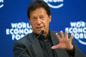 美媒采访中，面对记者污蔑“好朋友”中国，巴铁总理当即作出反击图片