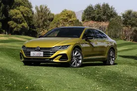 猎装版更实用 内饰微调更整洁 一汽大众CC车型导购分析图片