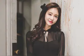 我的天真在泪水里沉沦，孤独它让我无法负荷图片