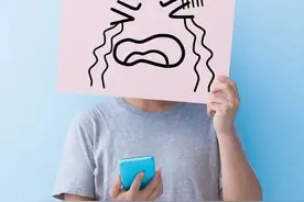 为啥有的人动不动就哭？是矫情还是病态？图片