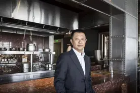 河南水灾后，孙宏斌、张勇、李嘉诚等外籍富豪各捐了多少钱？图片