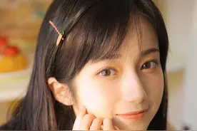 粉红吊带裙美女养眼诱惑唯美艺术写真图片