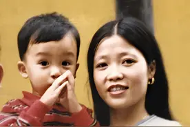 儿子被拐21年，绑架犯还有2年将出狱，至今未说孩子下落，孩子妈妈：6位老人5位去世，孩子爸爸患肠癌图片