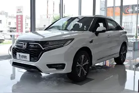 空间够大油耗也不高，高性价比的日系SUV，带你看本田UR-V图片