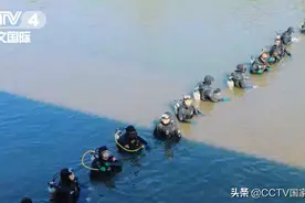 英雄，从不简单图片