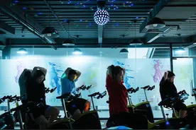 减肥训练营里的瘦身男女：百天减重40斤 曾被当作孕妇让座图片