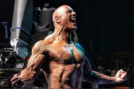 DC《黑亚当》杀青！巨石强森狂练肌肉真相曝光，自认是他演戏巅峰图片