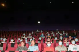 屯昌县检察院组织观看历史题材影片《长津湖》图片