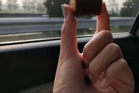 长途晕车吃什么东西最有效？我每次选这3样，屡试不爽图片