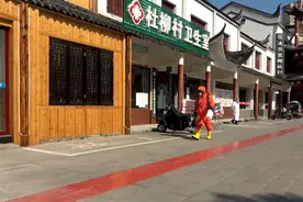湖北仙桃：社区卫生室乙酸泄漏 汉江消防紧急救援图片